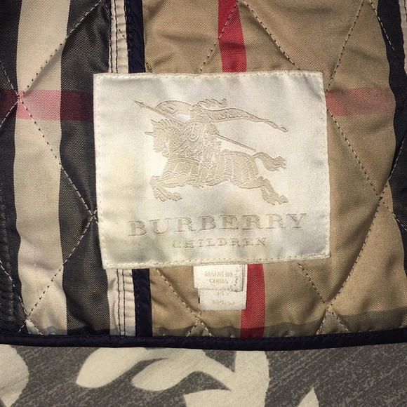 Burberry kids jacket - Picture 3 of 3